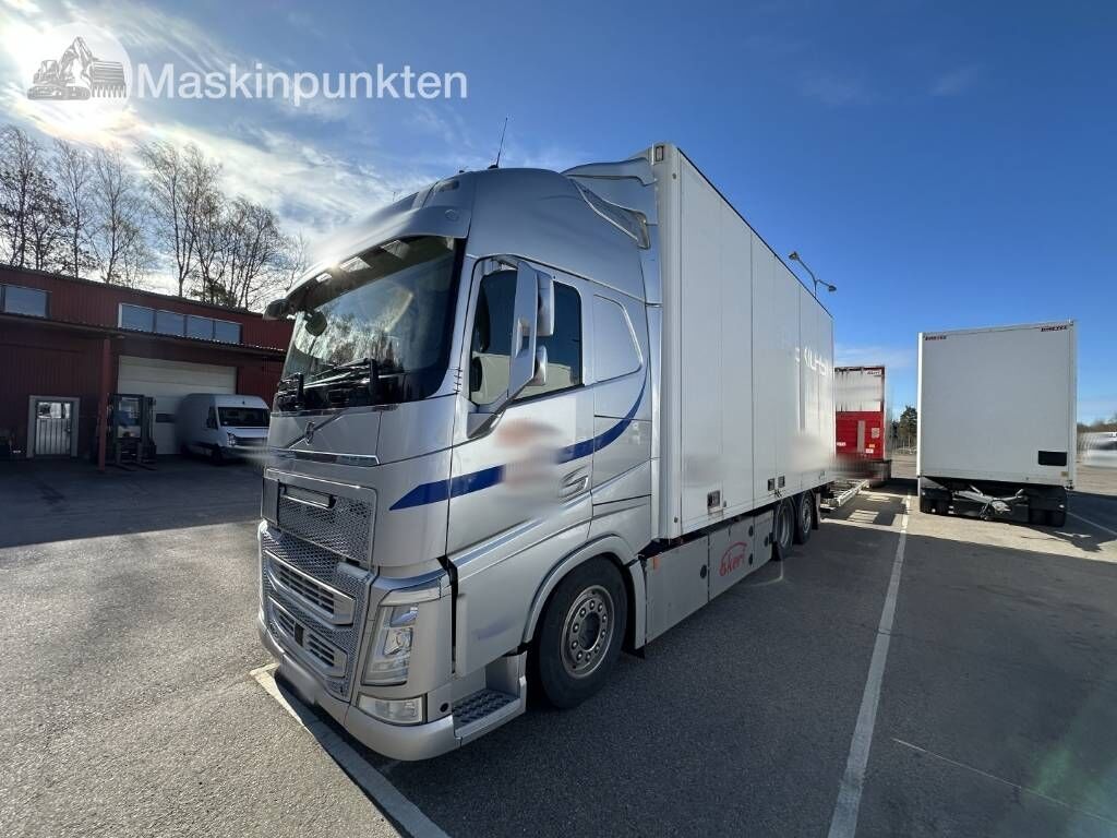 Volvo FH 500 - Camión caja cerrada: foto 1 Volvo FH 500 - Camión caja cerrada: foto 1