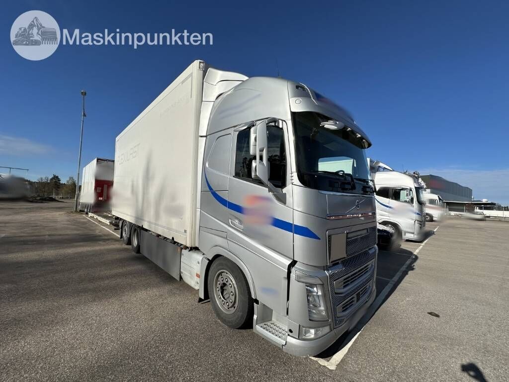 Volvo FH 500 - Camión caja cerrada: foto 3 Volvo FH 500 - Camión caja cerrada: foto 3