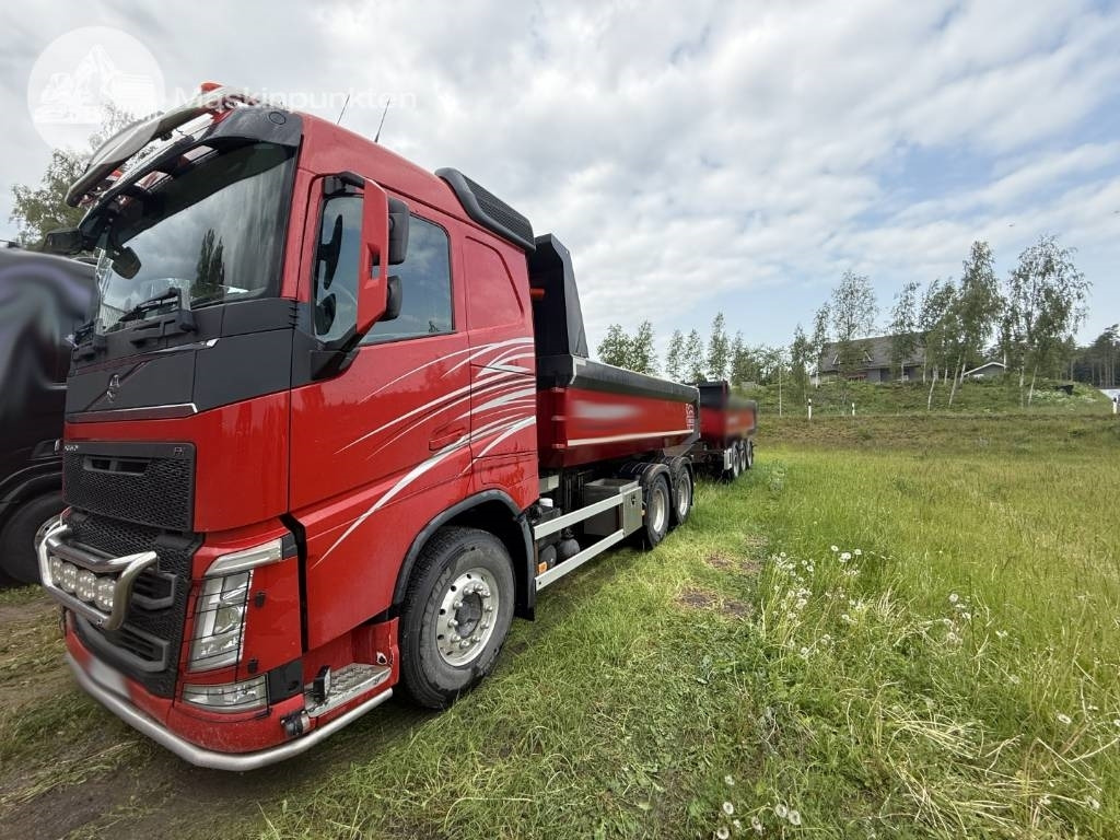 Volvo FH 540 EKIPAGE - Volquete camión: foto 1 Volvo FH 540 EKIPAGE - Volquete camión: foto 1