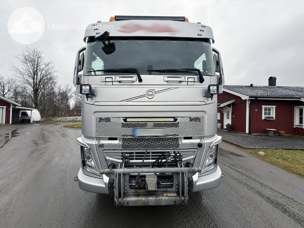 Volvo FH 540 - Volquete camión: foto 4 Volvo FH 540 - Volquete camión: foto 4