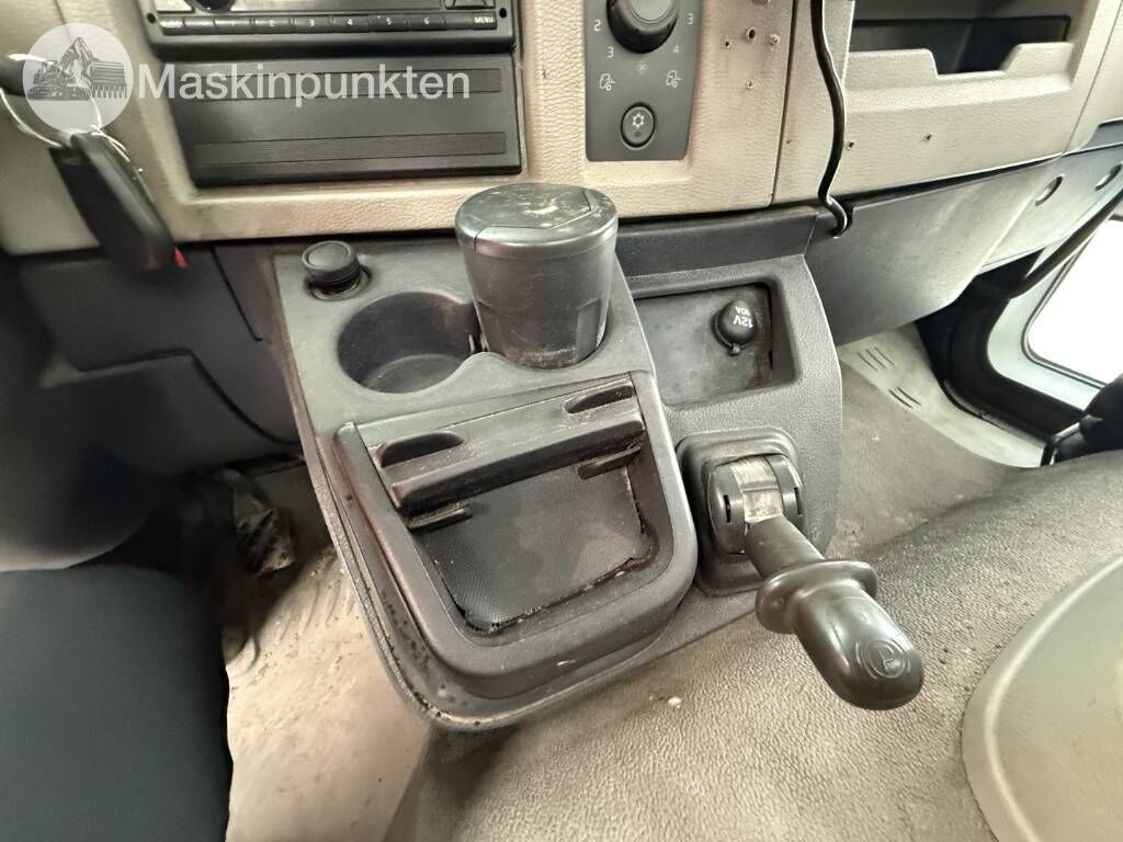 Portacontenedor de cadenas camión Volvo FL 4*2 liftdumper: foto 23