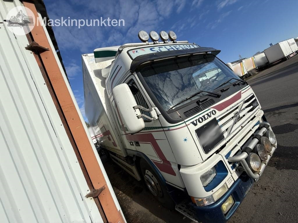 Volvo FM 12 - Camión caja cerrada: foto 3 Volvo FM 12 - Camión caja cerrada: foto 3