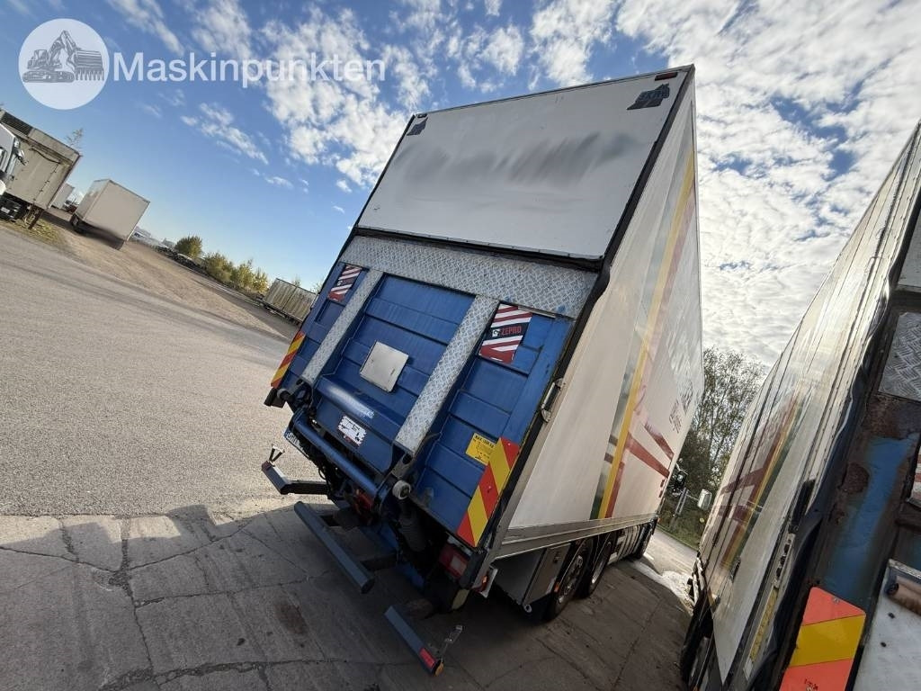 Volvo FM 440 - Camión caja cerrada: foto 4 Volvo FM 440 - Camión caja cerrada: foto 4