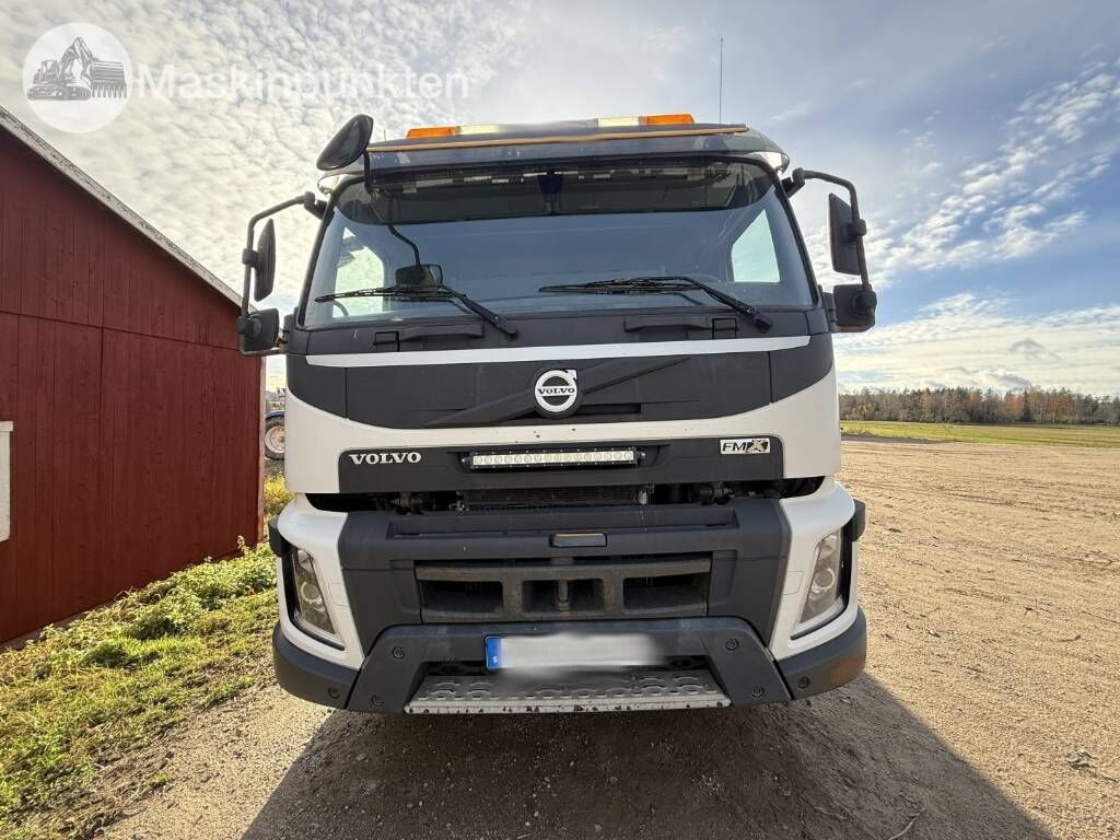 Volvo FM 6*4 - Volquete camión: foto 2 Volvo FM 6*4 - Volquete camión: foto 2