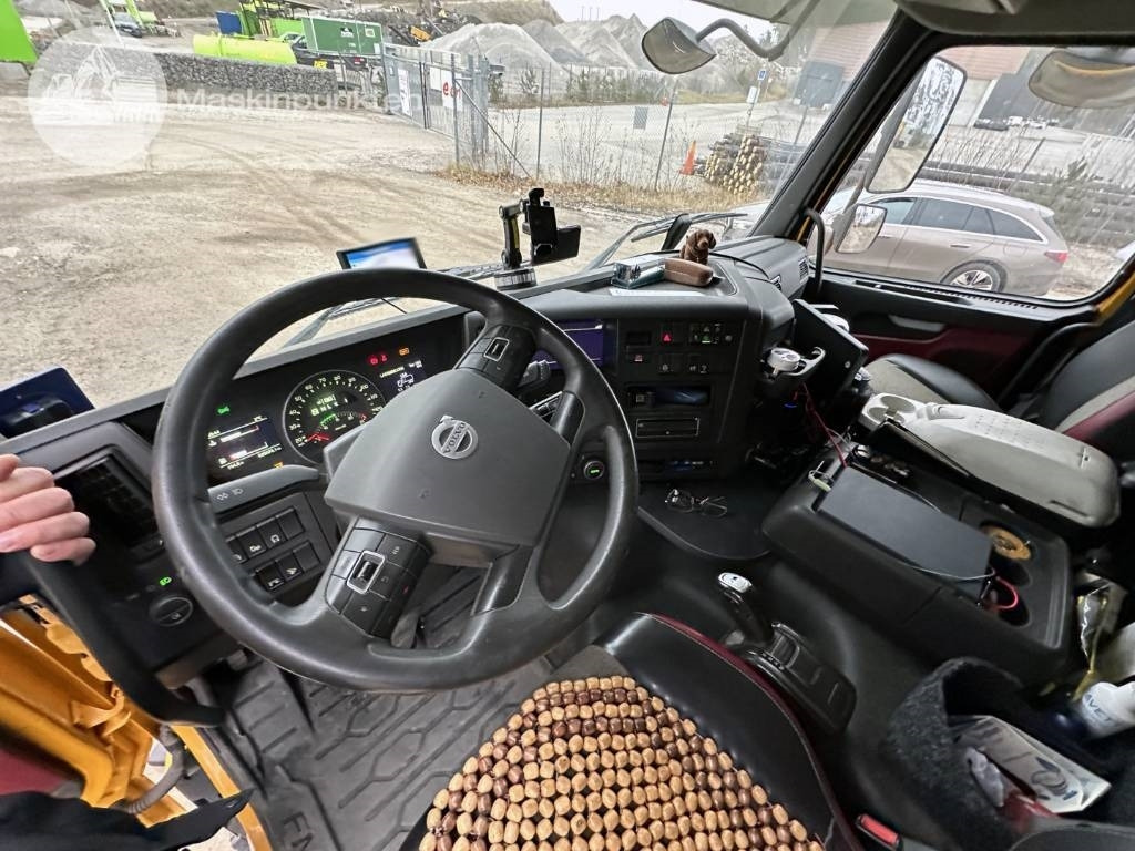 Volquete camión Volvo FMX 380: foto 22