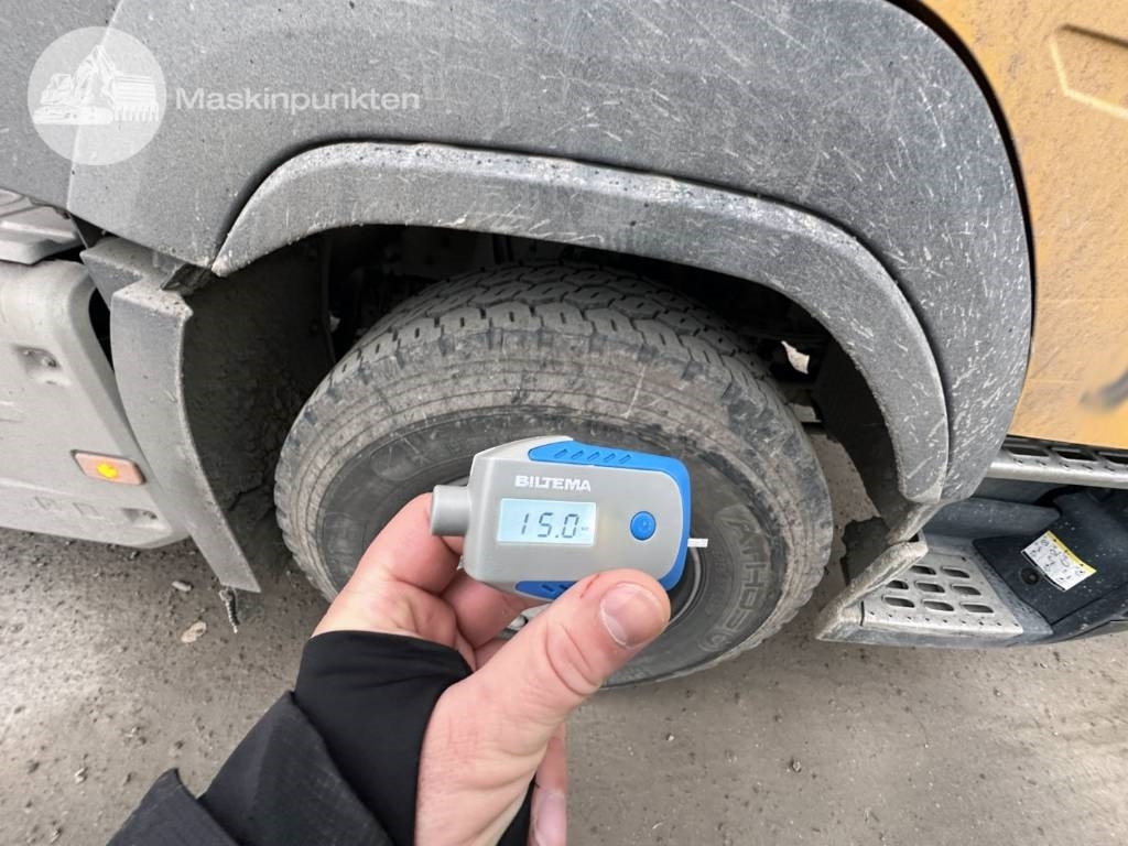 Volquete camión Volvo FMX 380: foto 45