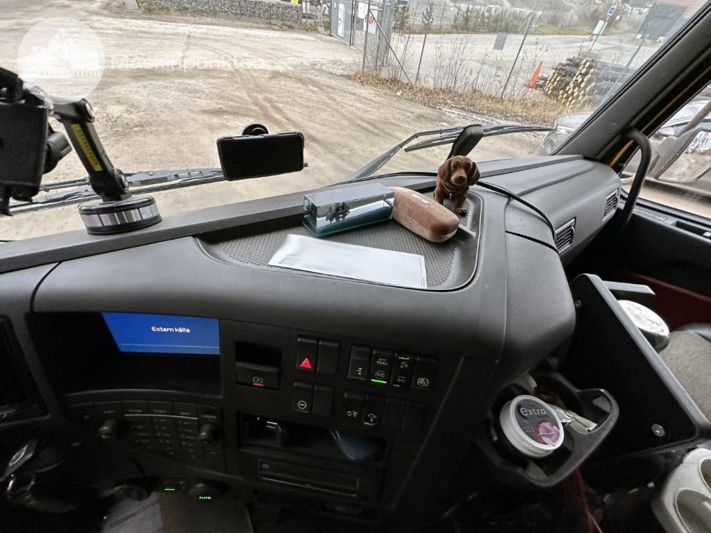 Volquete camión Volvo FMX 380: foto 31