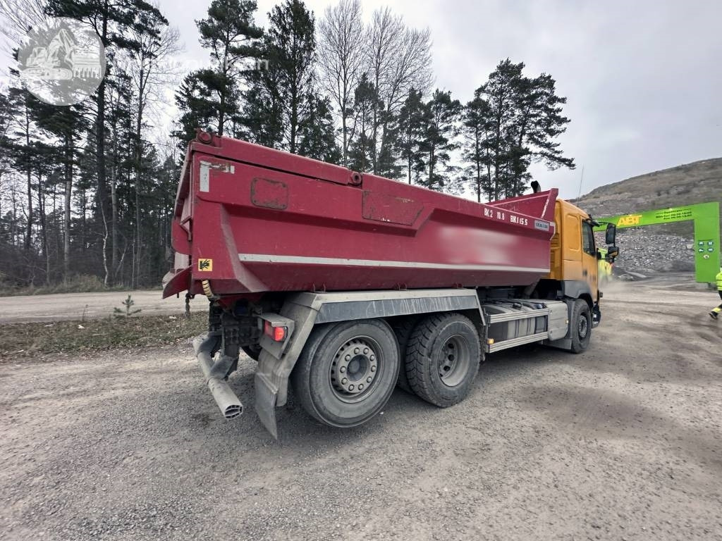 Volquete camión Volvo FMX 380: foto 7