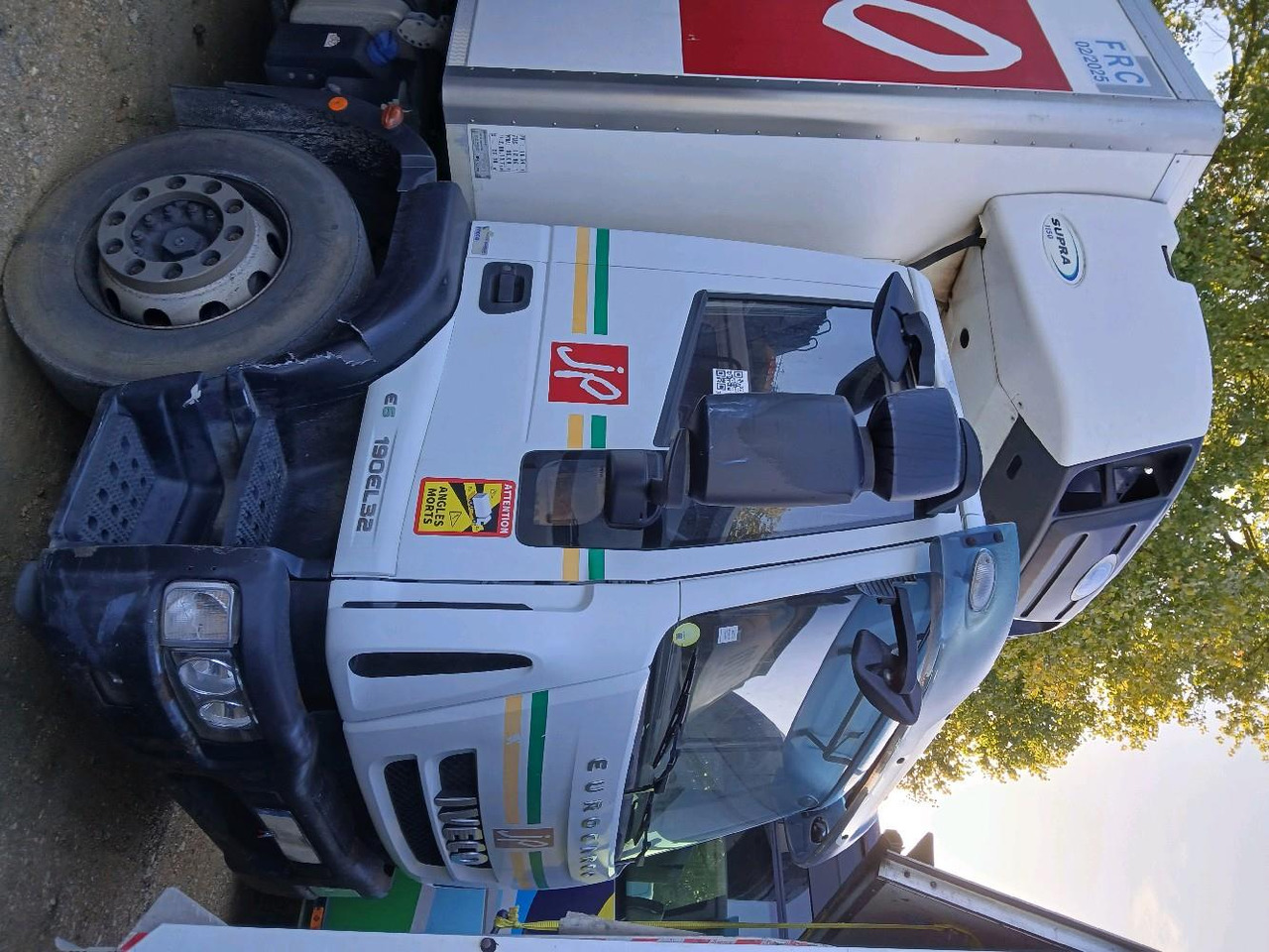 IVECO PORTEUR FRIGO 190E32 - Frigorífico camión: foto 1 IVECO PORTEUR FRIGO 190E32 - Frigorífico camión: foto 1