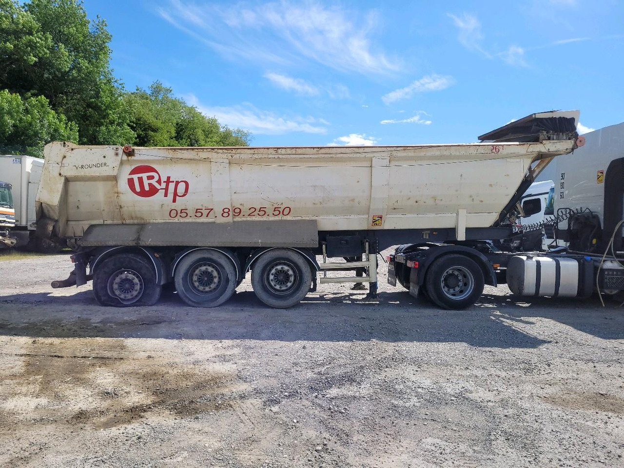 LOUAULT BENNE TP SR39 - Volquete semirremolque: foto 3 LOUAULT BENNE TP SR39 - Volquete semirremolque: foto 3