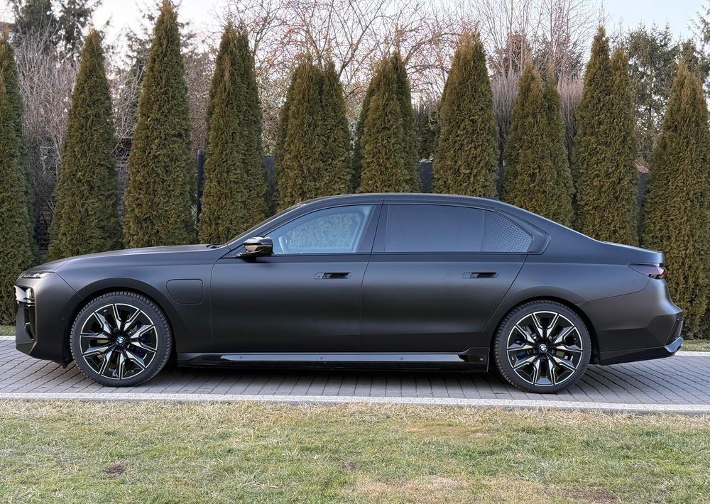 BMW Seria 7 M760e PHEV xDrive sport - Sedan: foto 5 BMW Seria 7 M760e PHEV xDrive sport - Sedan: foto 5