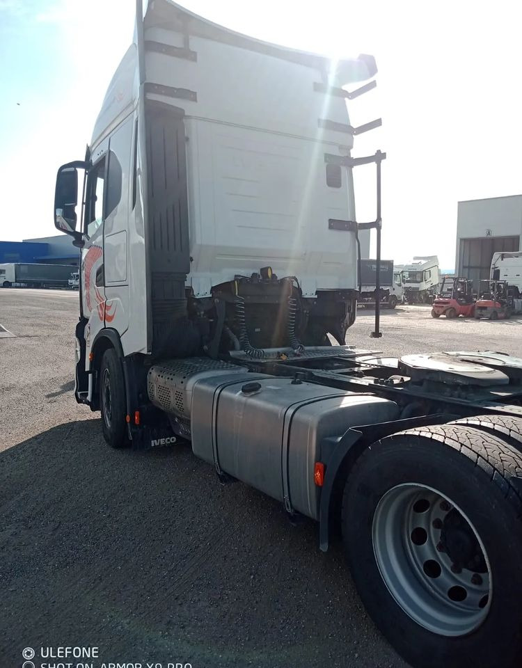 Iveco S-WAY 530 RETARDER USZKODZONY - Cabeza tractora: foto 4 Iveco S-WAY 530 RETARDER USZKODZONY - Cabeza tractora: foto 4