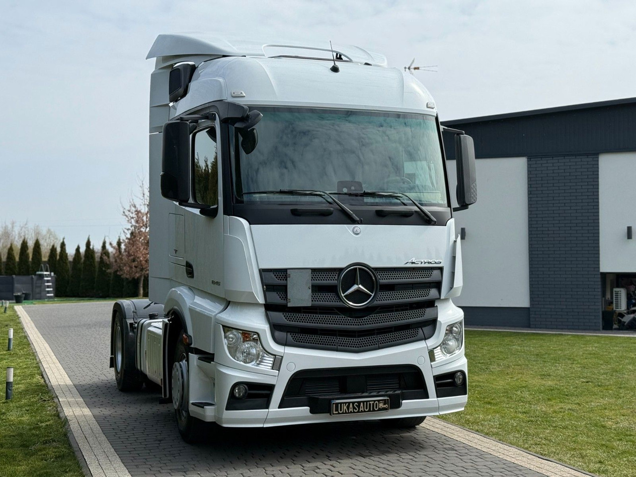 Mercedes-Benz ACTROS 1845 HYDRAULIC - Cabeza tractora: foto 3 Mercedes-Benz ACTROS 1845 HYDRAULIC - Cabeza tractora: foto 3