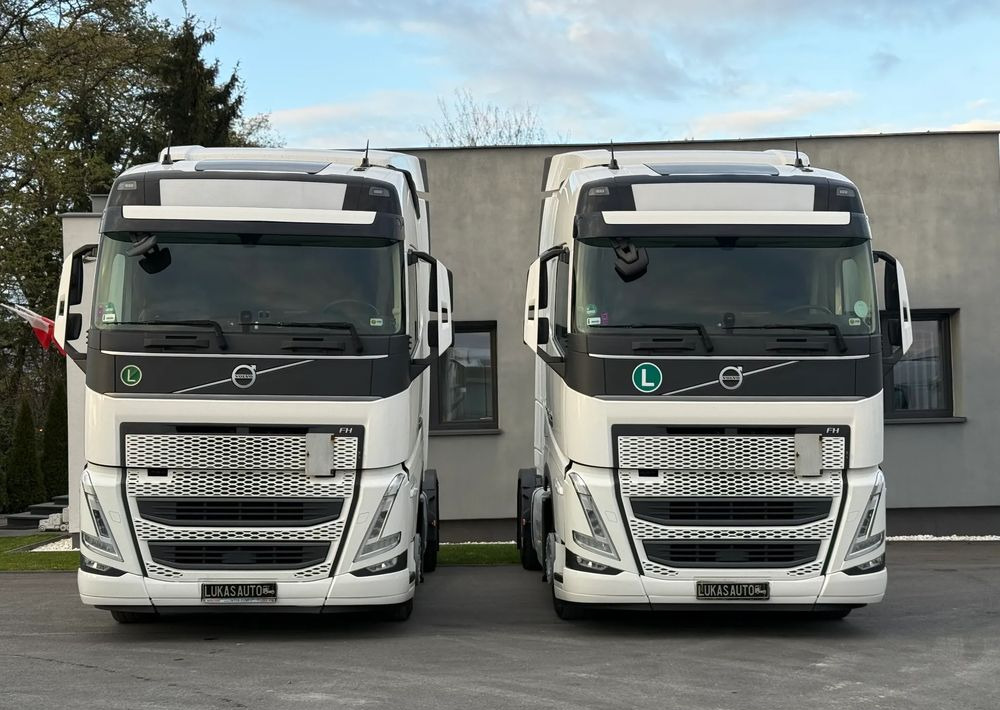 Volvo FH 460 AUTOMAT PARK COOL DWA ZBIORNIKI - Cabeza tractora: foto 2 Volvo FH 460 AUTOMAT PARK COOL DWA ZBIORNIKI - Cabeza tractora: foto 2