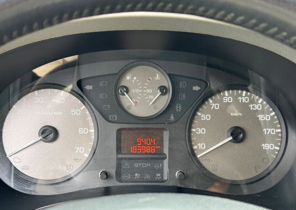 Coche Citroën Berlingo 1.6 HDi XTR: foto 11