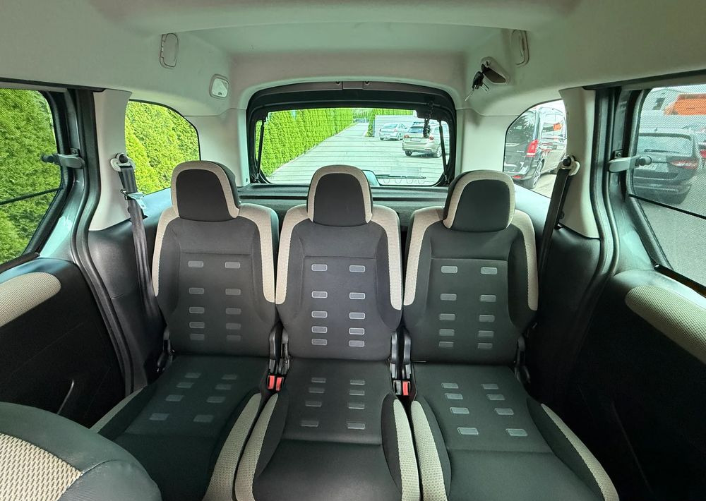 Coche Citroën Berlingo 1.6 HDi XTR: foto 8