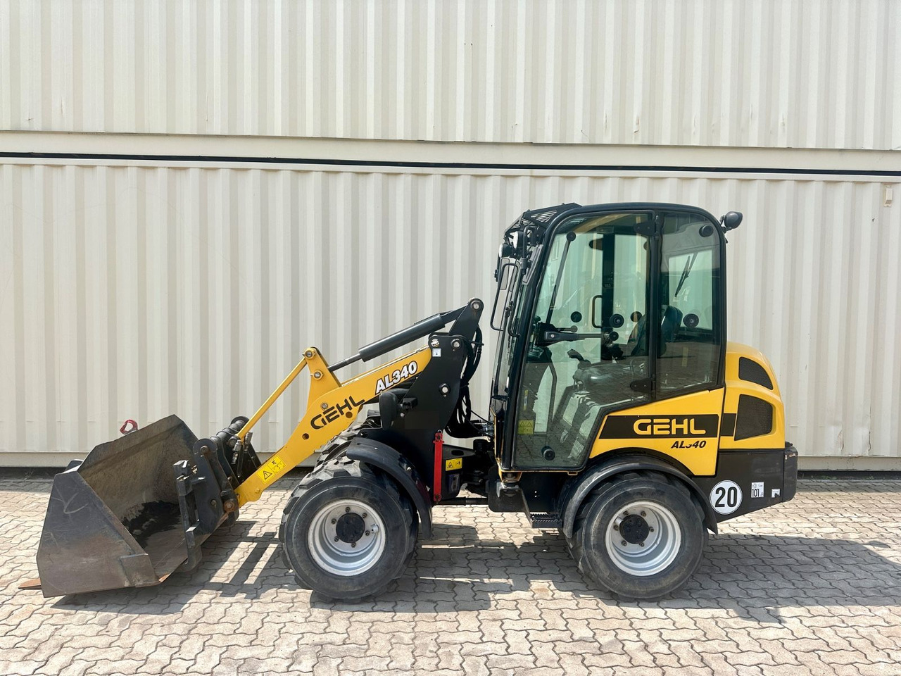 Gehl AL340 / 2020 BJ / 464 H / Schaufel + Gabel - Cargadora de ruedas: foto 1 Gehl AL340 / 2020 BJ / 464 H / Schaufel + Gabel - Cargadora de ruedas: foto 1