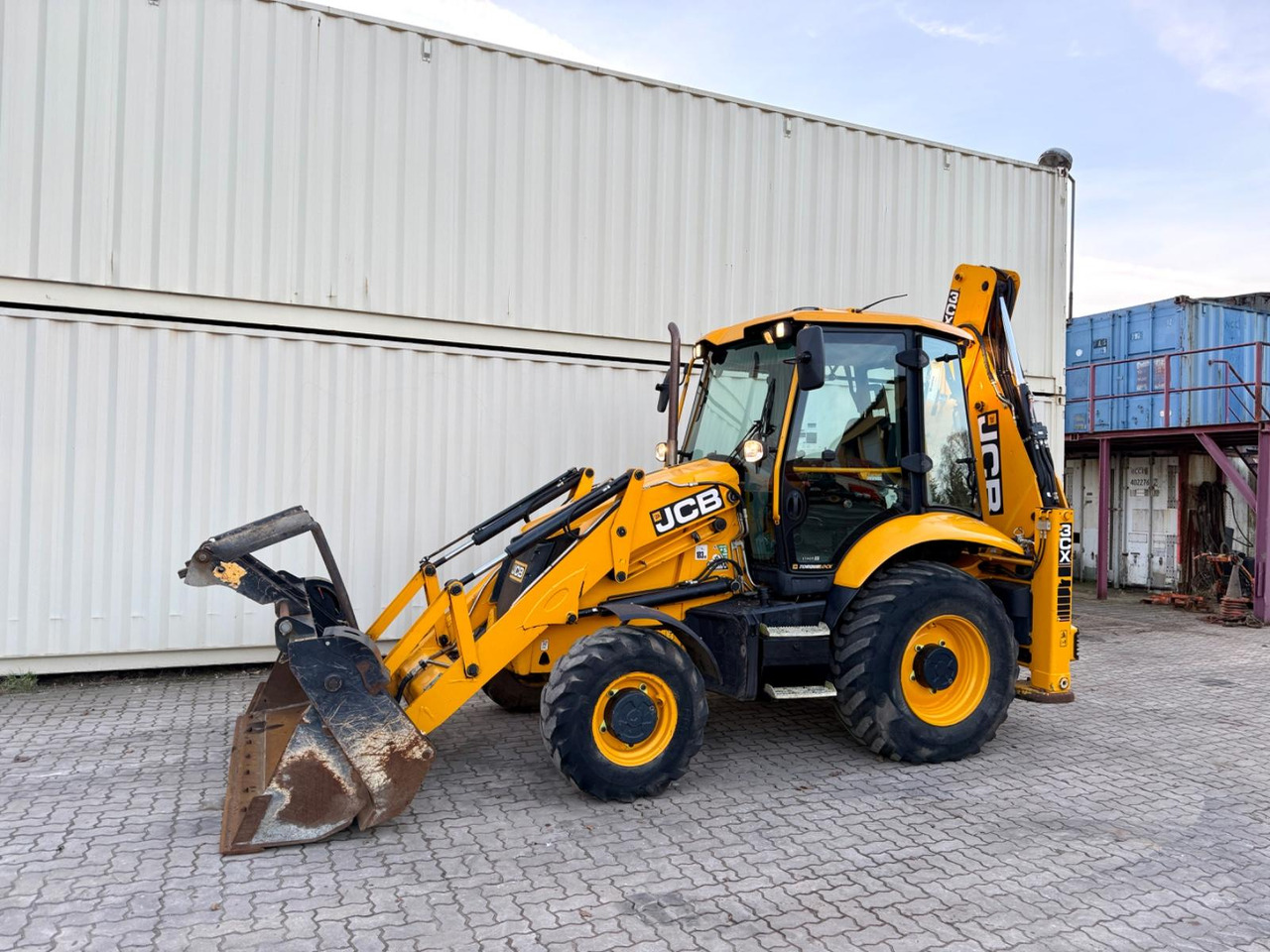 JCB 3CX Plus / 2022 BJ / 3.633 H / 81 KW - Retroexcavadora: foto 2 JCB 3CX Plus / 2022 BJ / 3.633 H / 81 KW - Retroexcavadora: foto 2