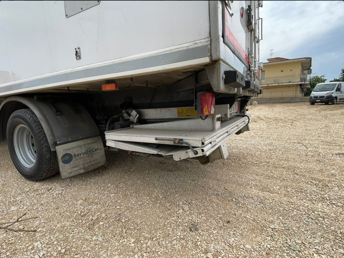 IVECO DAILY 60C17 - Frigorífico camión: foto 4 IVECO DAILY 60C17 - Frigorífico camión: foto 4