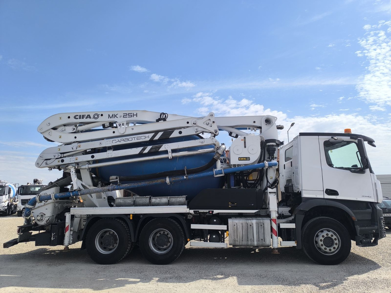 Leasing financiero de MERCEDES-BENZ AROCS 3342 CIFA MK25H leasing MERCEDES-BENZ AROCS 3342 CIFA MK25H: foto 8