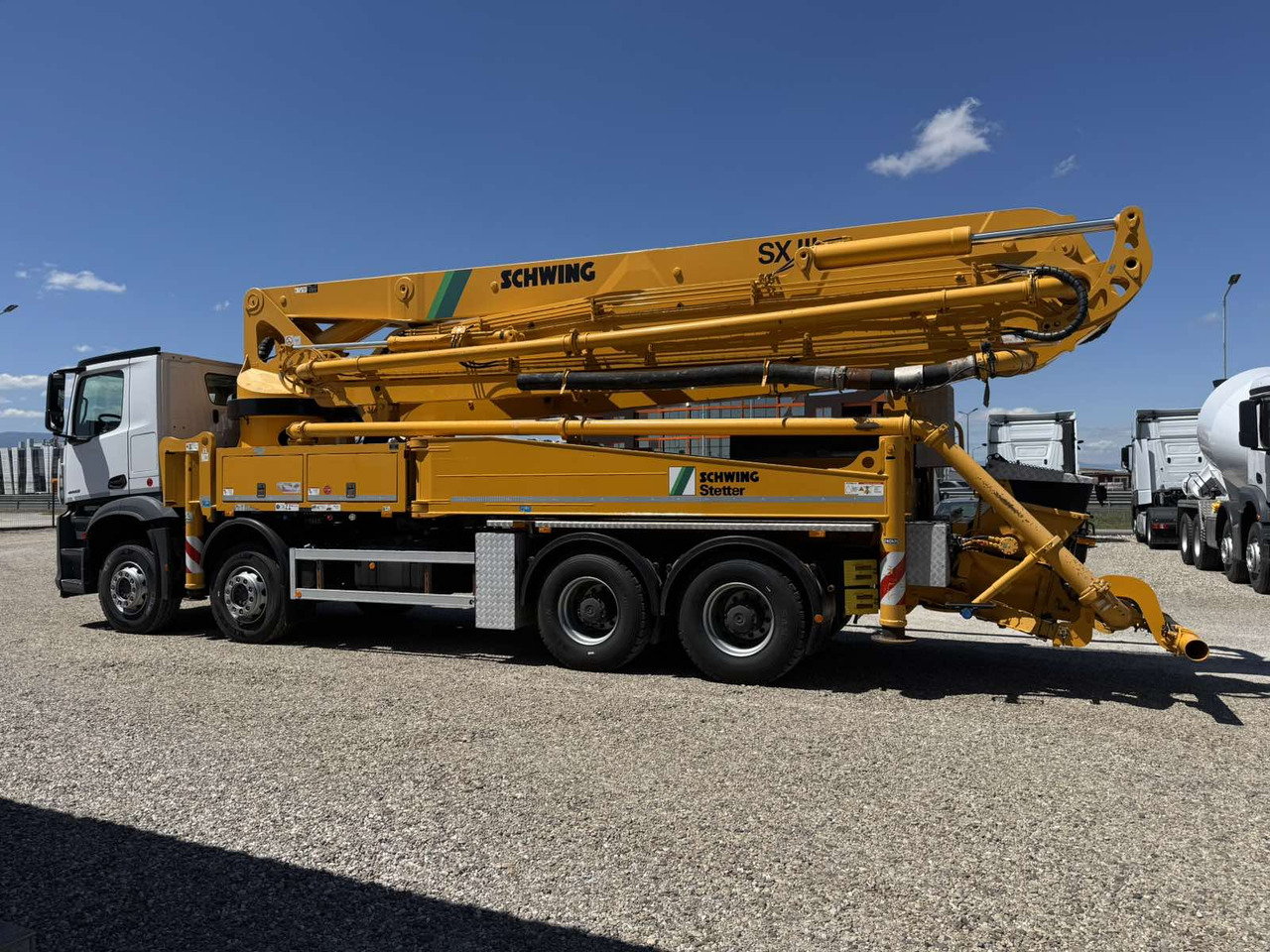 MERCEDES-BENZ AROCS 4442 SCHWING S43SX - Bomba de hormigón: foto 4 MERCEDES-BENZ AROCS 4442 SCHWING S43SX - Bomba de hormigón: foto 4