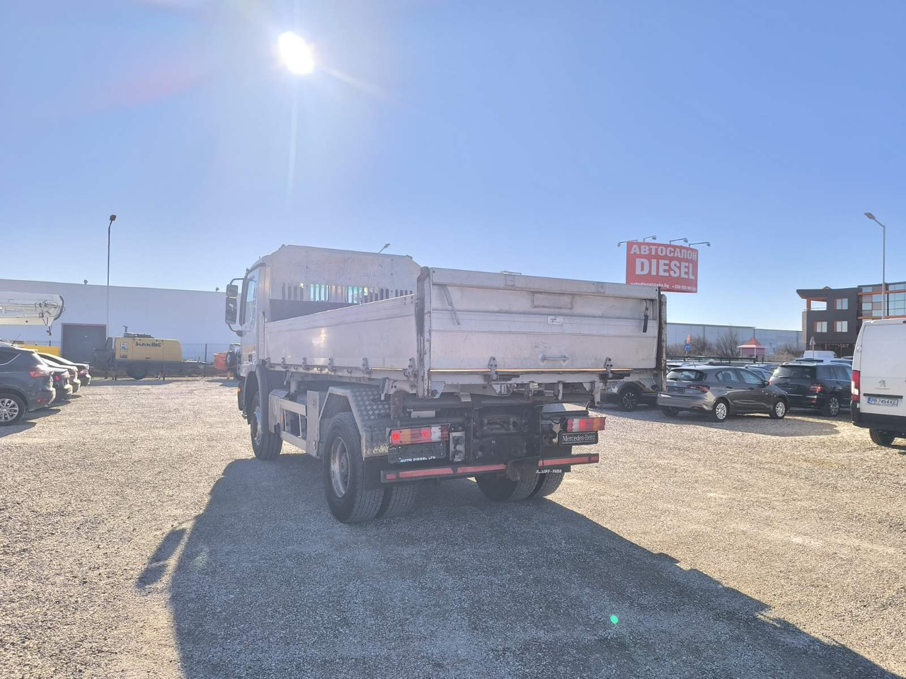 MERCEDES-BENZ Actros 1855 4X4 - Volquete camión: foto 5 MERCEDES-BENZ Actros 1855 4X4 - Volquete camión: foto 5