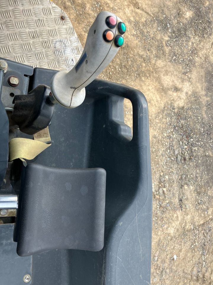 BOMAG DE BW 135 AD-5 Stage IIIa/Tier 4i - Rodillo: foto 4 BOMAG DE BW 135 AD-5 Stage IIIa/Tier 4i - Rodillo: foto 4