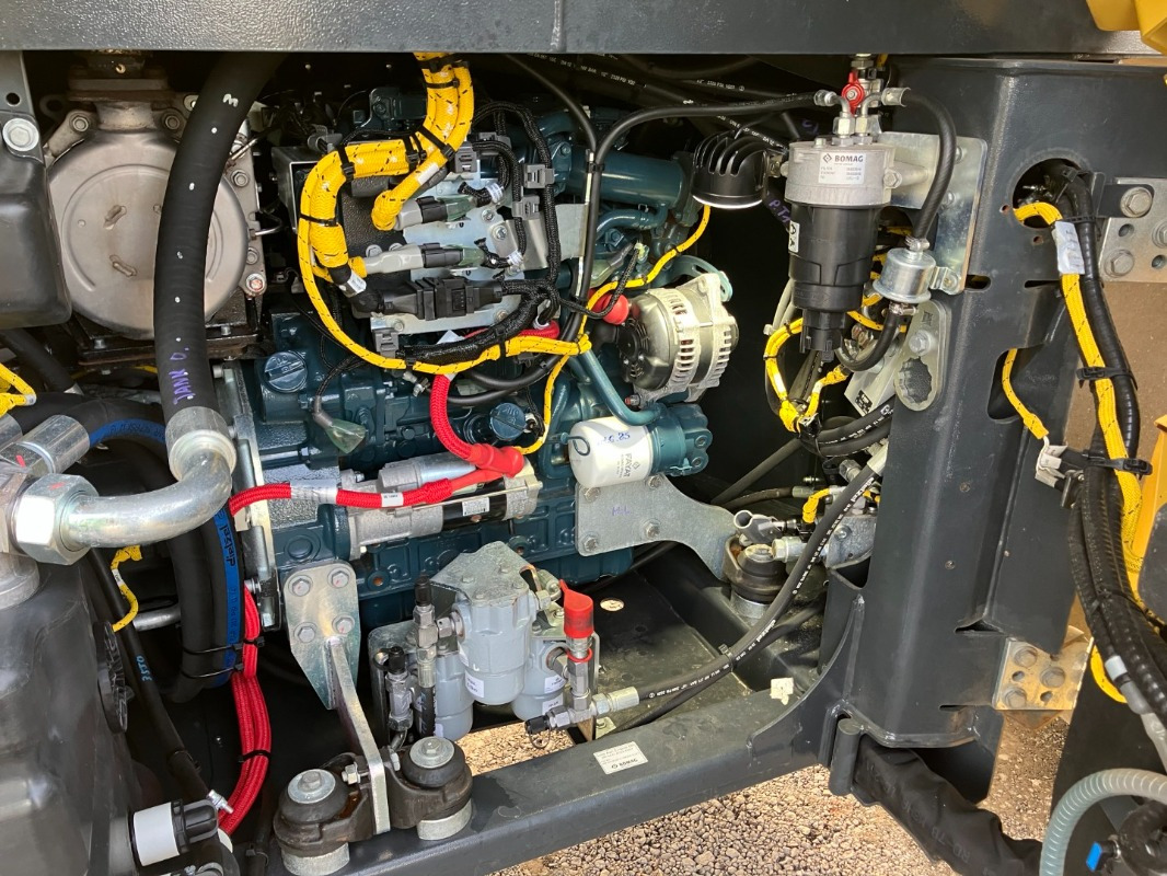 BOMAG DE BW 154 AP-5 AM - Rodillo: foto 4 BOMAG DE BW 154 AP-5 AM - Rodillo: foto 4