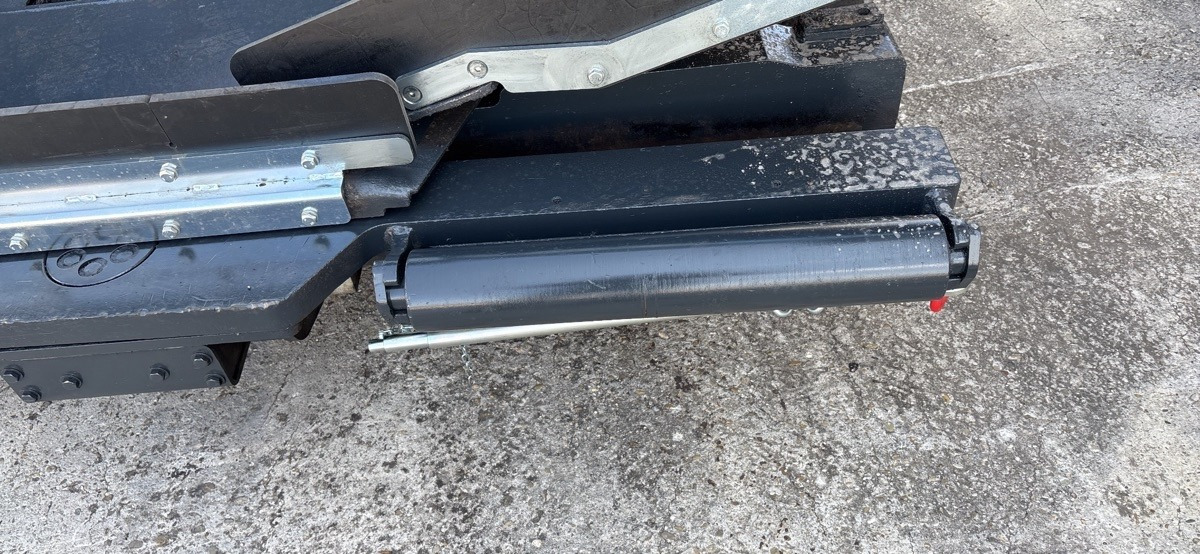 Pavimentadora de asfalto BOMAG IT BF 600 P-2 S500 Stage IV/Tier 4f: foto 17 Pavimentadora de asfalto BOMAG IT BF 600 P-2 S500 Stage IV/Tier 4f: foto 17