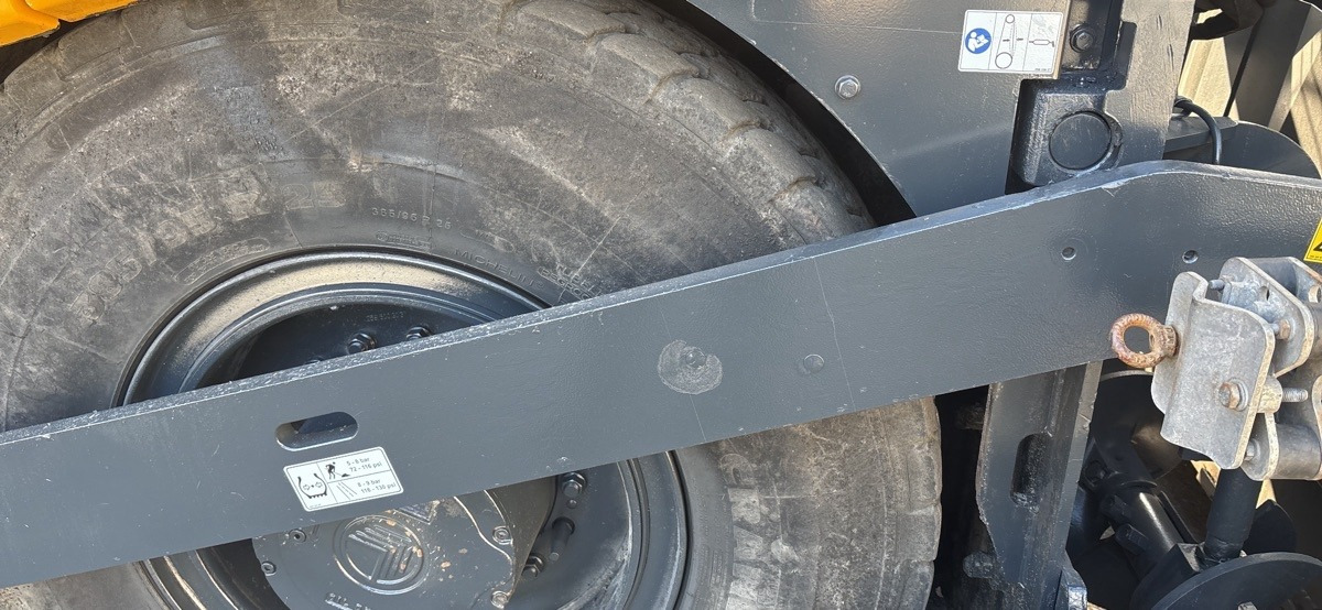 Pavimentadora de asfalto BOMAG IT BF 600 P-2 S500 Stage IV/Tier 4f: foto 13 Pavimentadora de asfalto BOMAG IT BF 600 P-2 S500 Stage IV/Tier 4f: foto 13