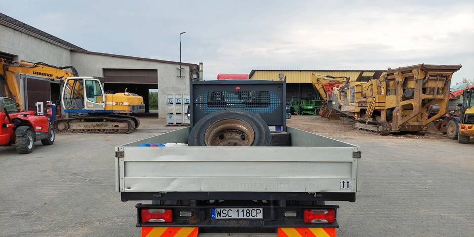 Iveco Daily 65C17 silnik 3.0 skrzynia automat - Caja abierta furgoneta: foto 4 Iveco Daily 65C17 silnik 3.0 skrzynia automat - Caja abierta furgoneta: foto 4