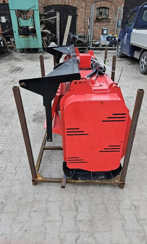 Nowy mulcher leśny GIYI bęben 181 cm 50 zębów Bobcat mini ładowarka - Trituradora forestal: foto 3 Nowy mulcher leśny GIYI bęben 181 cm 50 zębów Bobcat mini ładowarka - Trituradora forestal: foto 3
