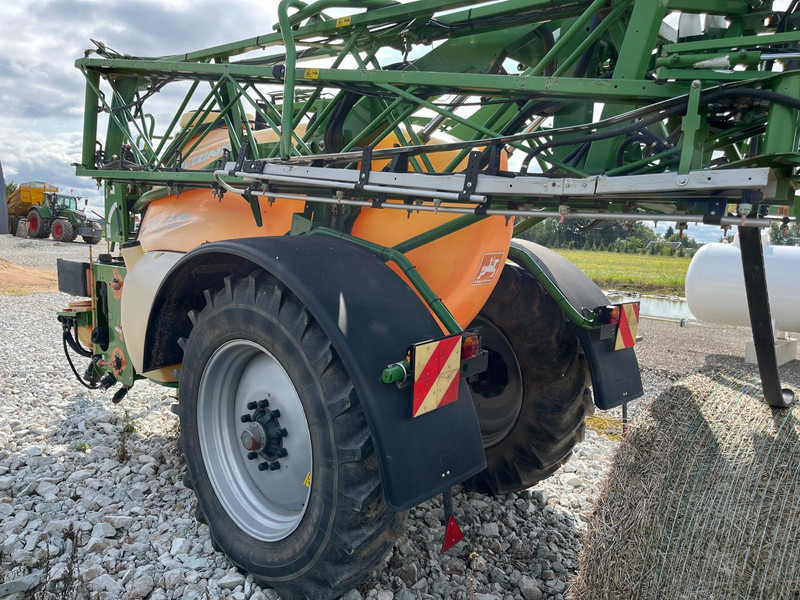 Amazone UX 4200 Special - Pulverizador: foto 3 Amazone UX 4200 Special - Pulverizador: foto 3