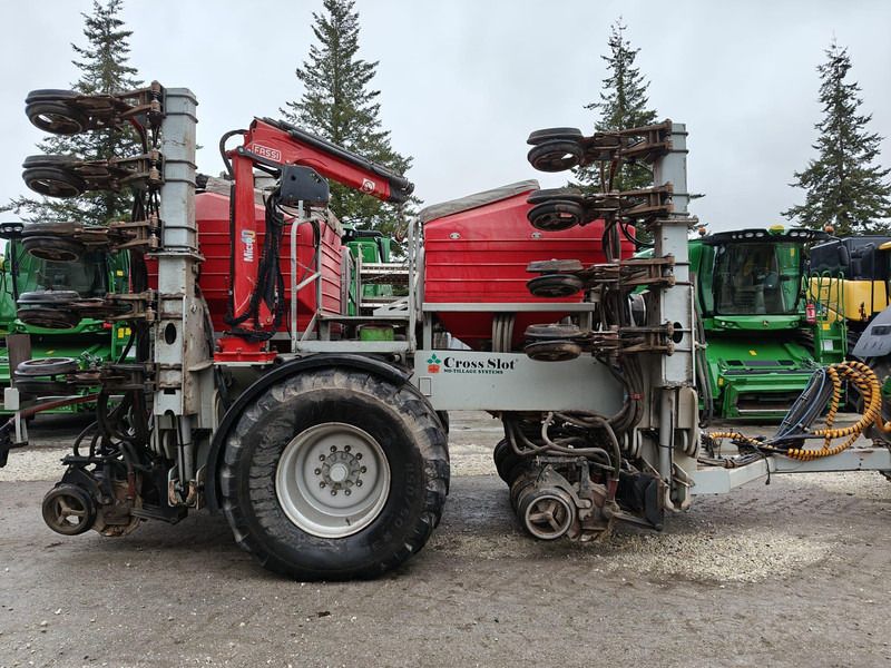 Cross Slot D25TEM5 - Sembradora de precisión: foto 2 Cross Slot D25TEM5 - Sembradora de precisión: foto 2
