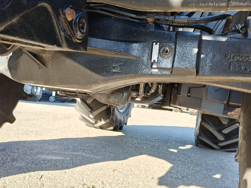 Tractor New Holland T6.180 DC: foto 9