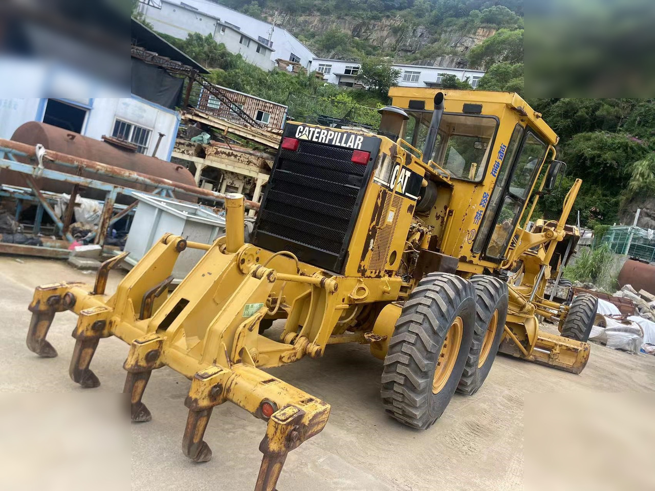 CATERPILLAR 140H - Grader: foto 2 CATERPILLAR 140H - Grader: foto 2