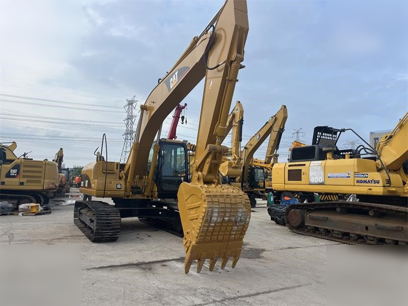 CATERPILLAR 320CL - Excavadora de cadenas: foto 2 CATERPILLAR 320CL - Excavadora de cadenas: foto 2
