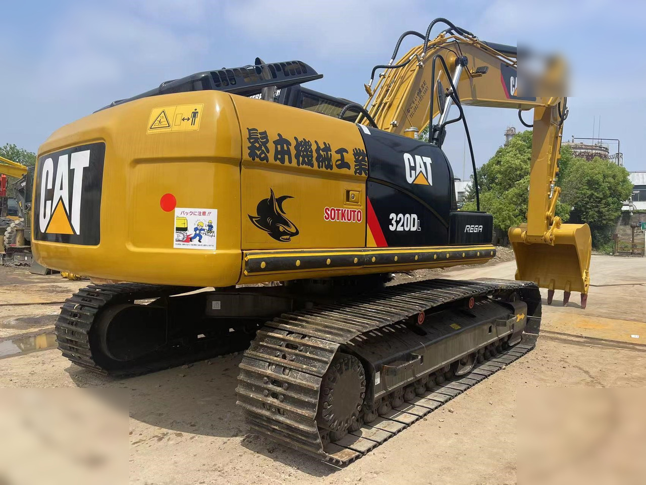 Excavadora de cadenas CATERPILLAR 320DL: foto 6