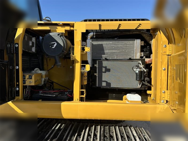 Excavadora de cadenas CATERPILLAR 323D: foto 6