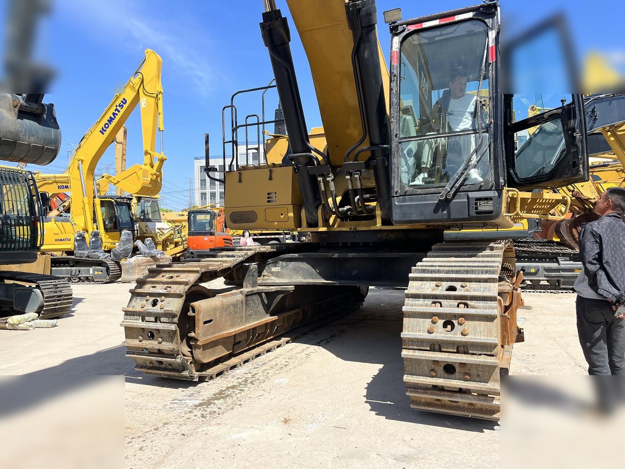 CATERPILLAR 374FL - Excavadora de cadenas: foto 5 CATERPILLAR 374FL - Excavadora de cadenas: foto 5