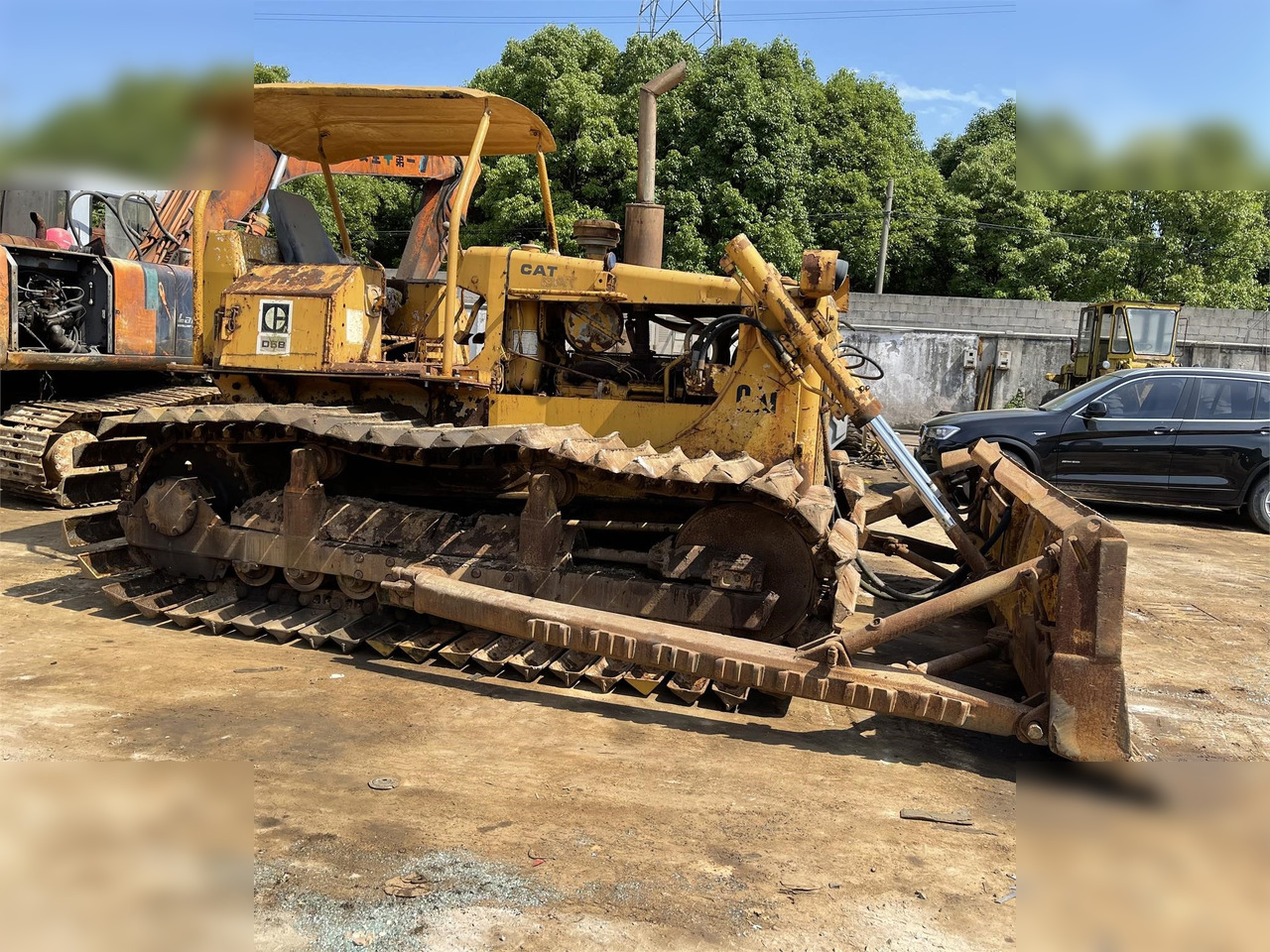 CATERPILLAR D5B - Bulldozer: foto 2 CATERPILLAR D5B - Bulldozer: foto 2