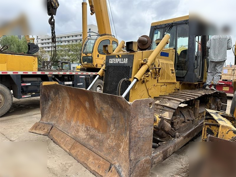 CATERPILLAR D6G2 XL - Bulldozer: foto 3 CATERPILLAR D6G2 XL - Bulldozer: foto 3