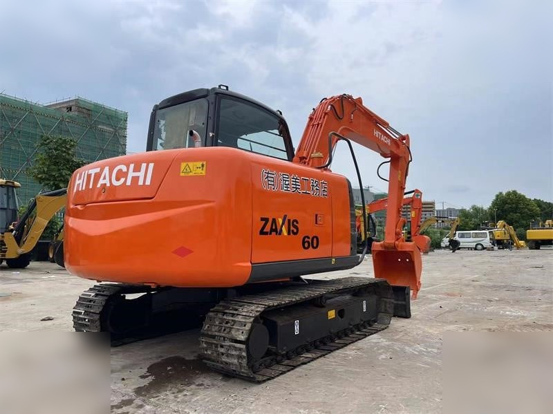 HITACHI ZX60 - Excavadora de cadenas: foto 3 HITACHI ZX60 - Excavadora de cadenas: foto 3