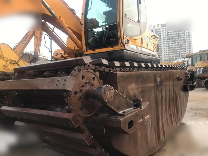HYUNDAI ROBEX 150 LC-9 - Excavadora anfibia: foto 4 HYUNDAI ROBEX 150 LC-9 - Excavadora anfibia: foto 4