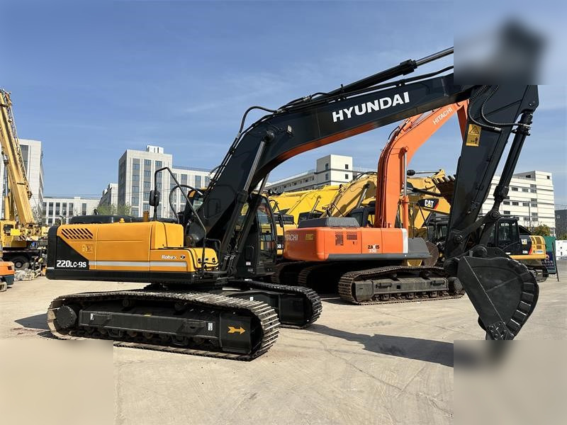HYUNDAI ROBEX 220 LC-9S - Excavadora de cadenas: foto 1 HYUNDAI ROBEX 220 LC-9S - Excavadora de cadenas: foto 1