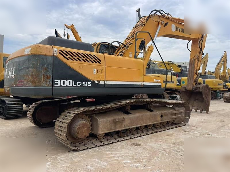 HYUNDAI ROBEX 300 LC-9 - Excavadora de cadenas: foto 1 HYUNDAI ROBEX 300 LC-9 - Excavadora de cadenas: foto 1