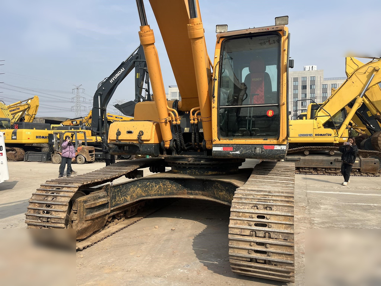 HYUNDAI ROBEX 305 LC-9T - Excavadora de cadenas: foto 5 HYUNDAI ROBEX 305 LC-9T - Excavadora de cadenas: foto 5