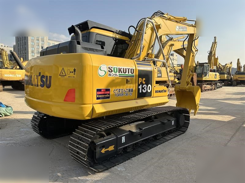 KOMATSU PC130-7 - Excavadora de cadenas: foto 2 KOMATSU PC130-7 - Excavadora de cadenas: foto 2