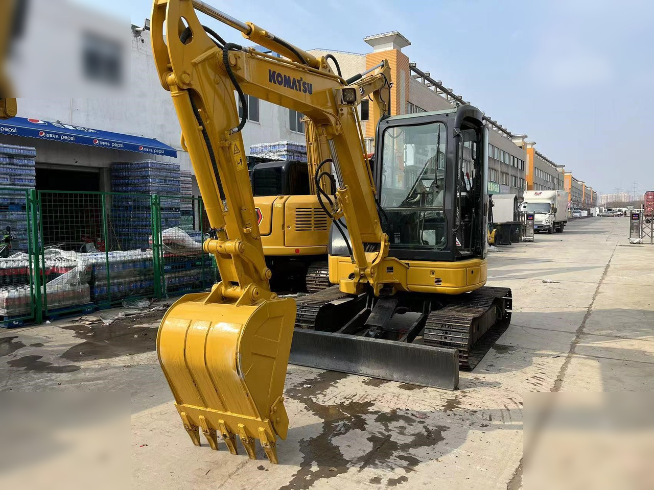 KOMATSU PC55MR-3 - Miniexcavadora: foto 1 KOMATSU PC55MR-3 - Miniexcavadora: foto 1