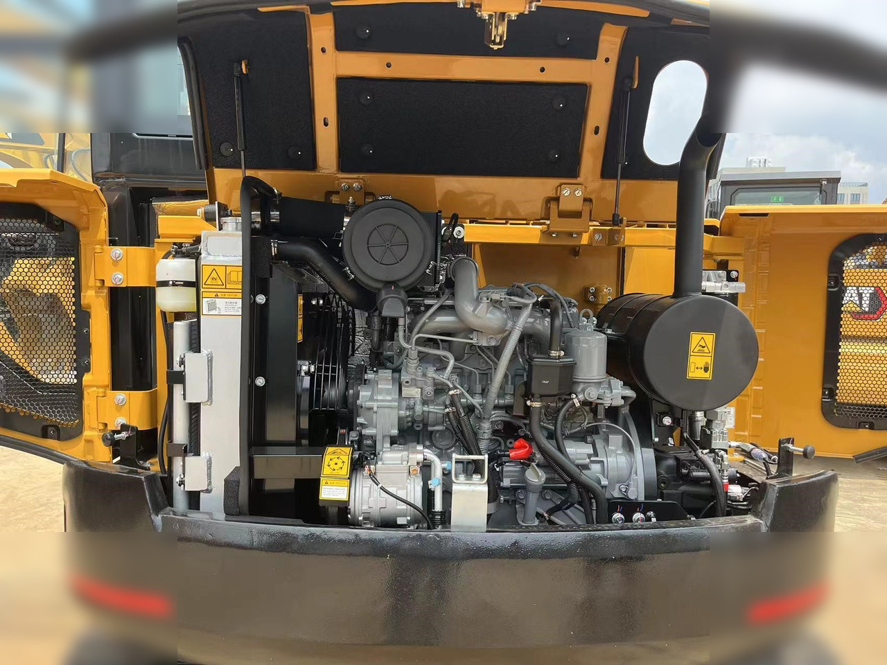 SANY SY60C - Excavadora de cadenas: foto 5 SANY SY60C - Excavadora de cadenas: foto 5